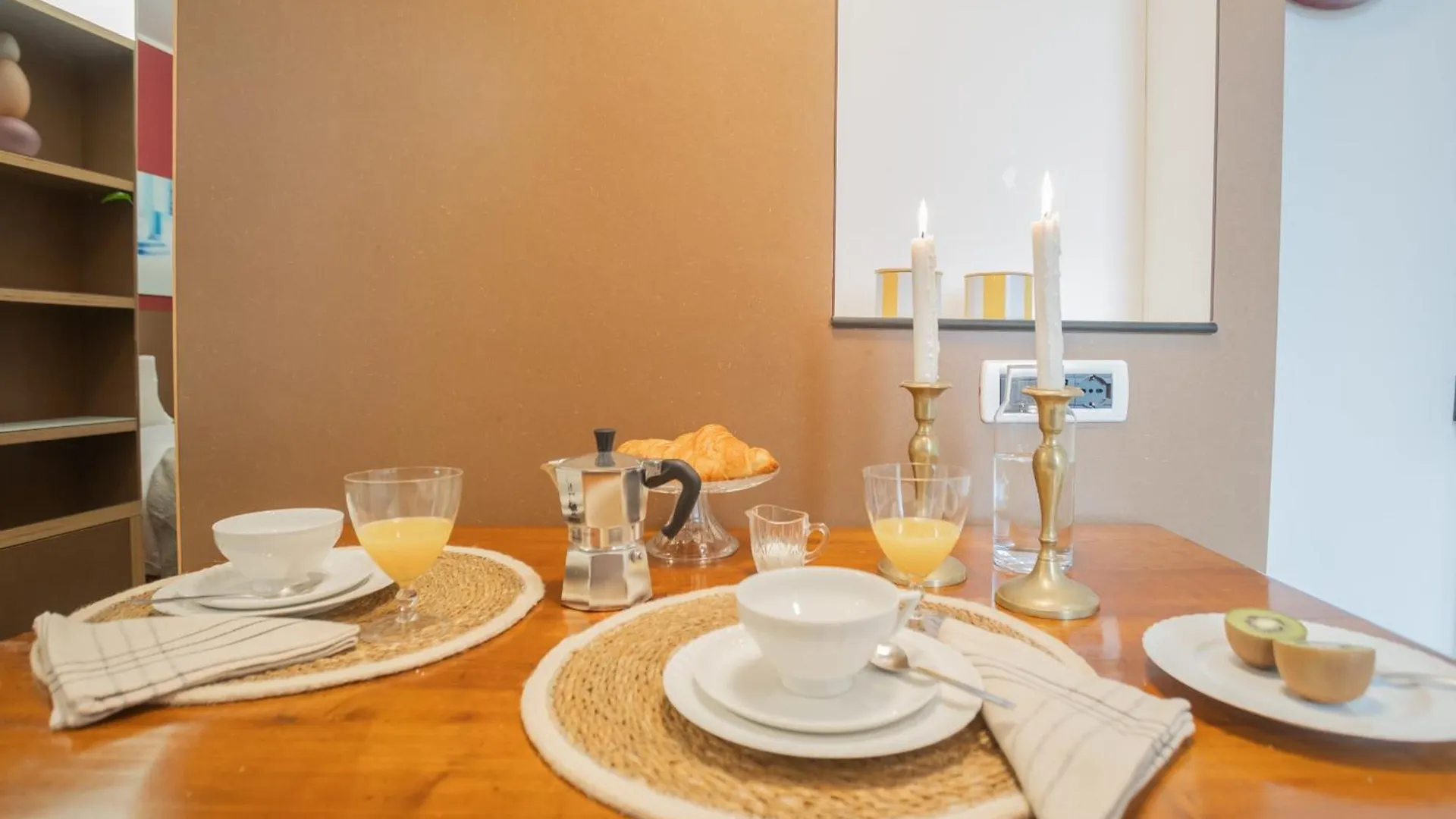 Viavi By Rent All Como 0*,  Italy